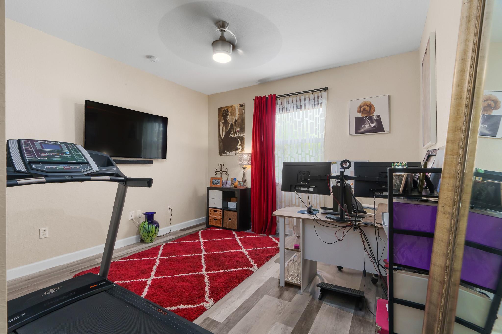The Oaks - Oakland Forest - Residential