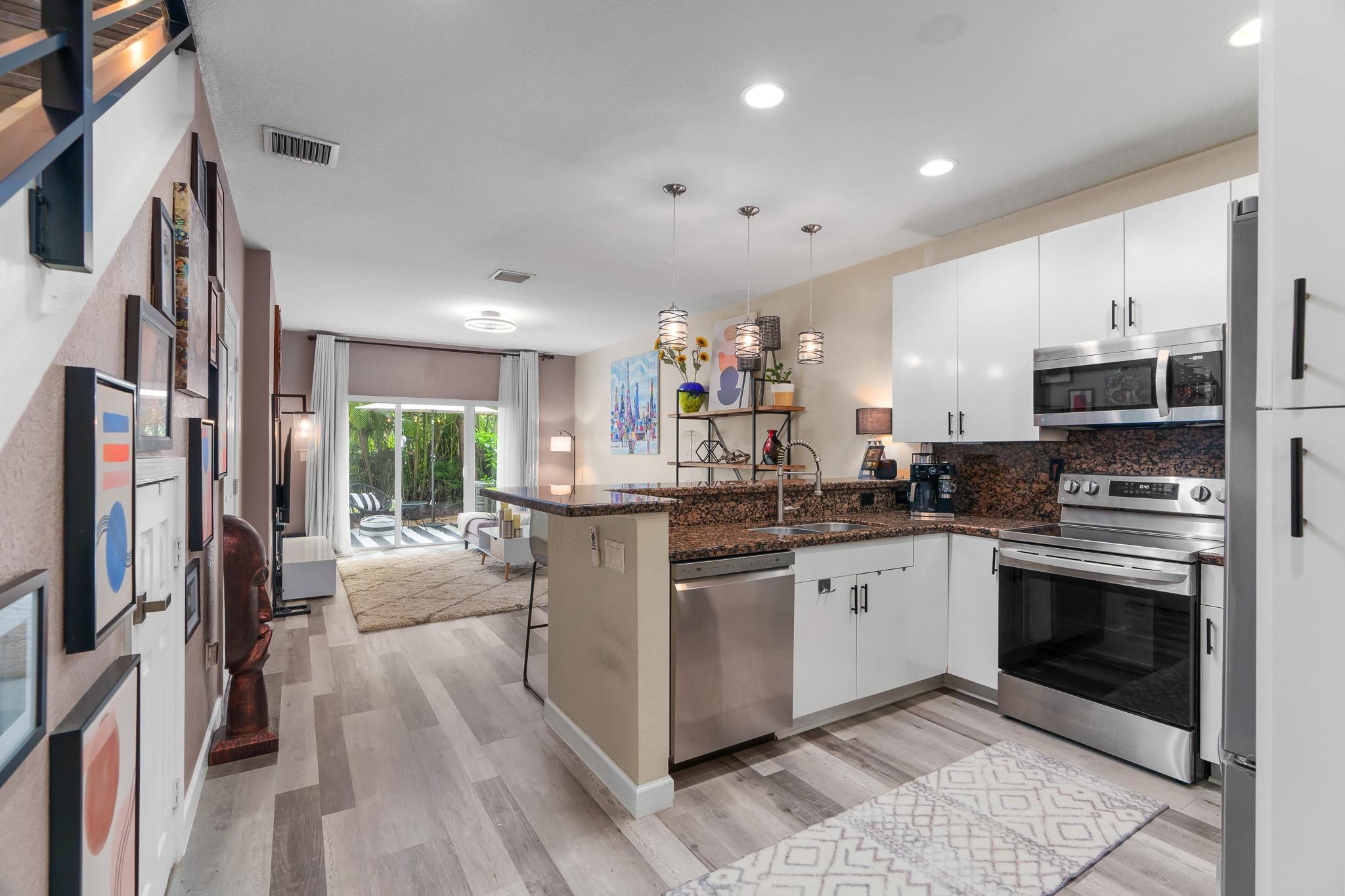 The Oaks - Oakland Forest - Residential
