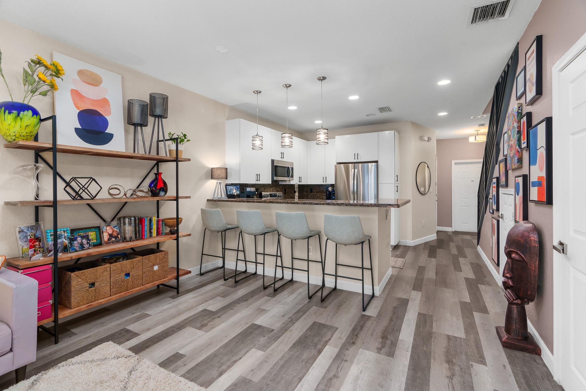 The Oaks - Oakland Forest - Residential