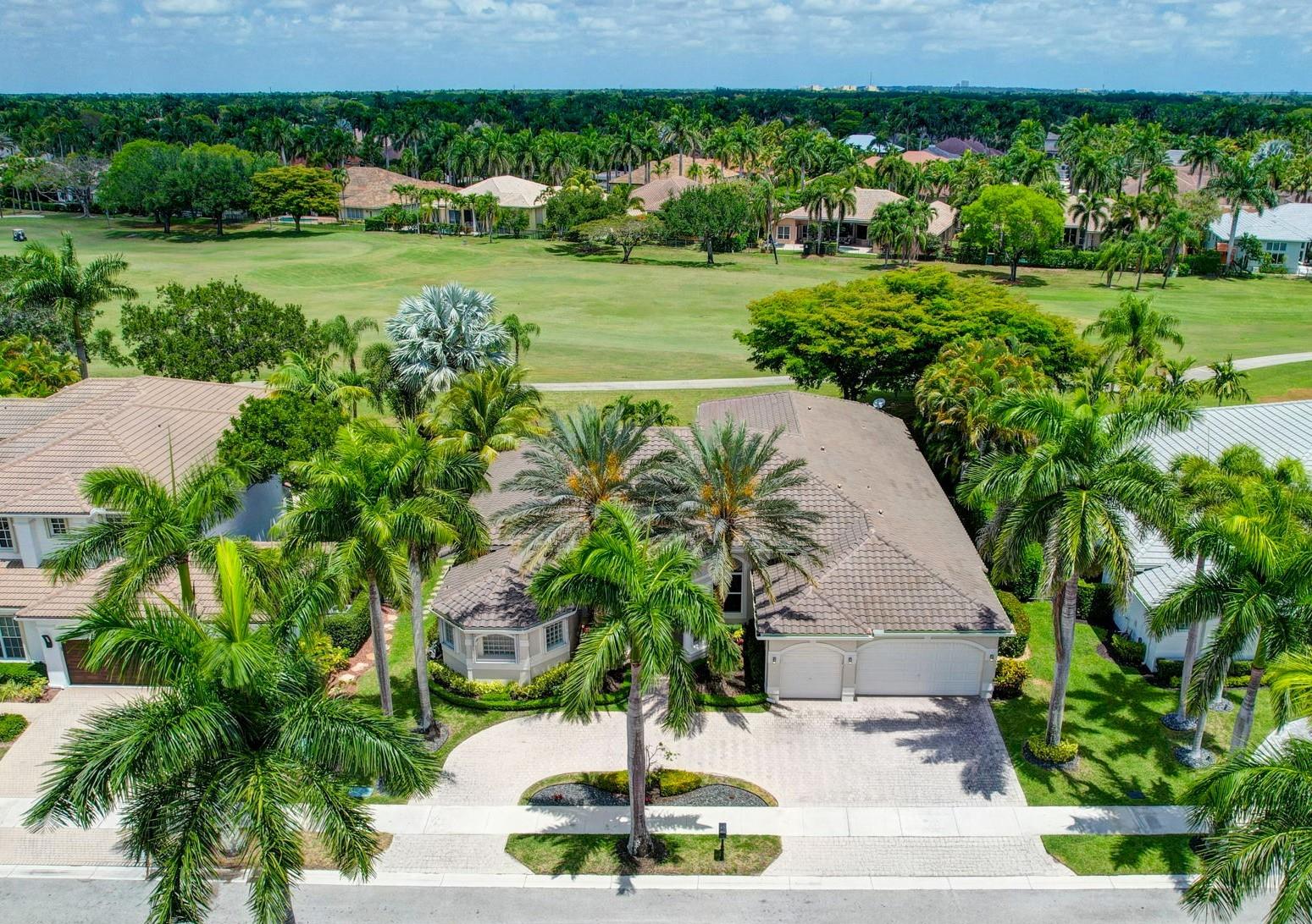 2529 Montclaire Cir