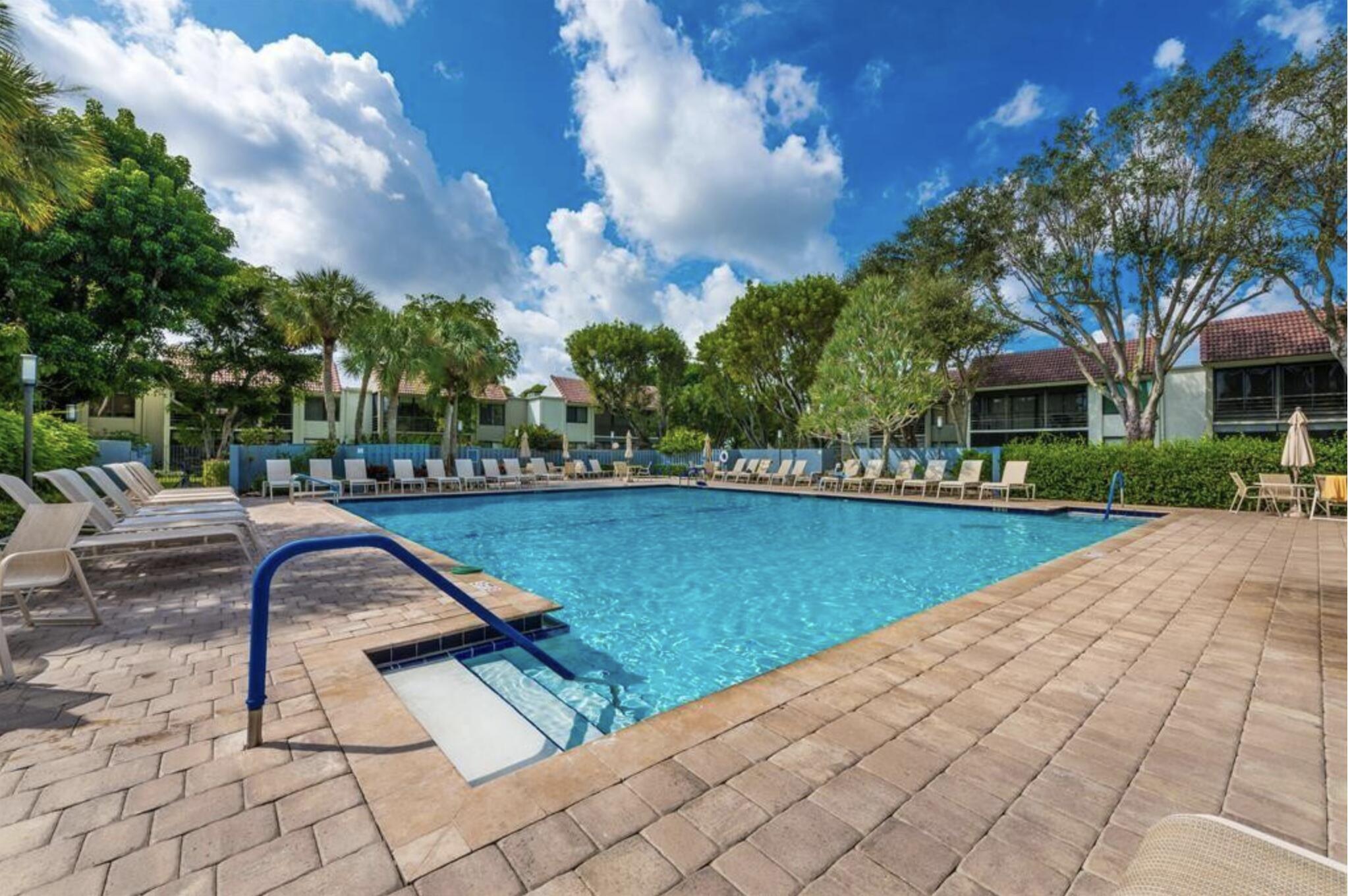 5750 Fairway Park Court 101