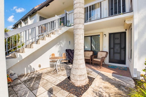 Photo of 55 TROPIC ISLE Drive #33D, Delray Beach, FL 33483 (MLS # B26090631)
