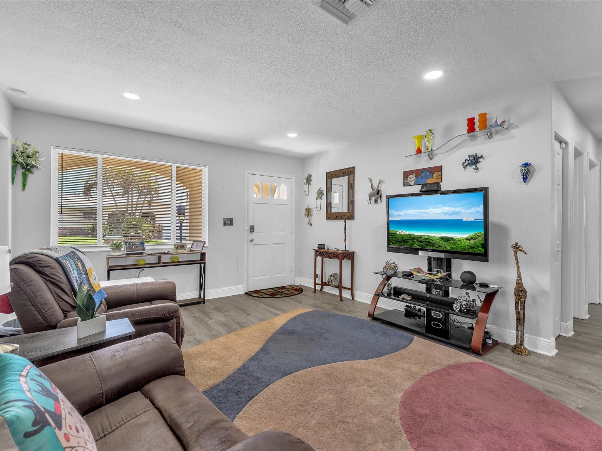 4331 NW 12th Ter