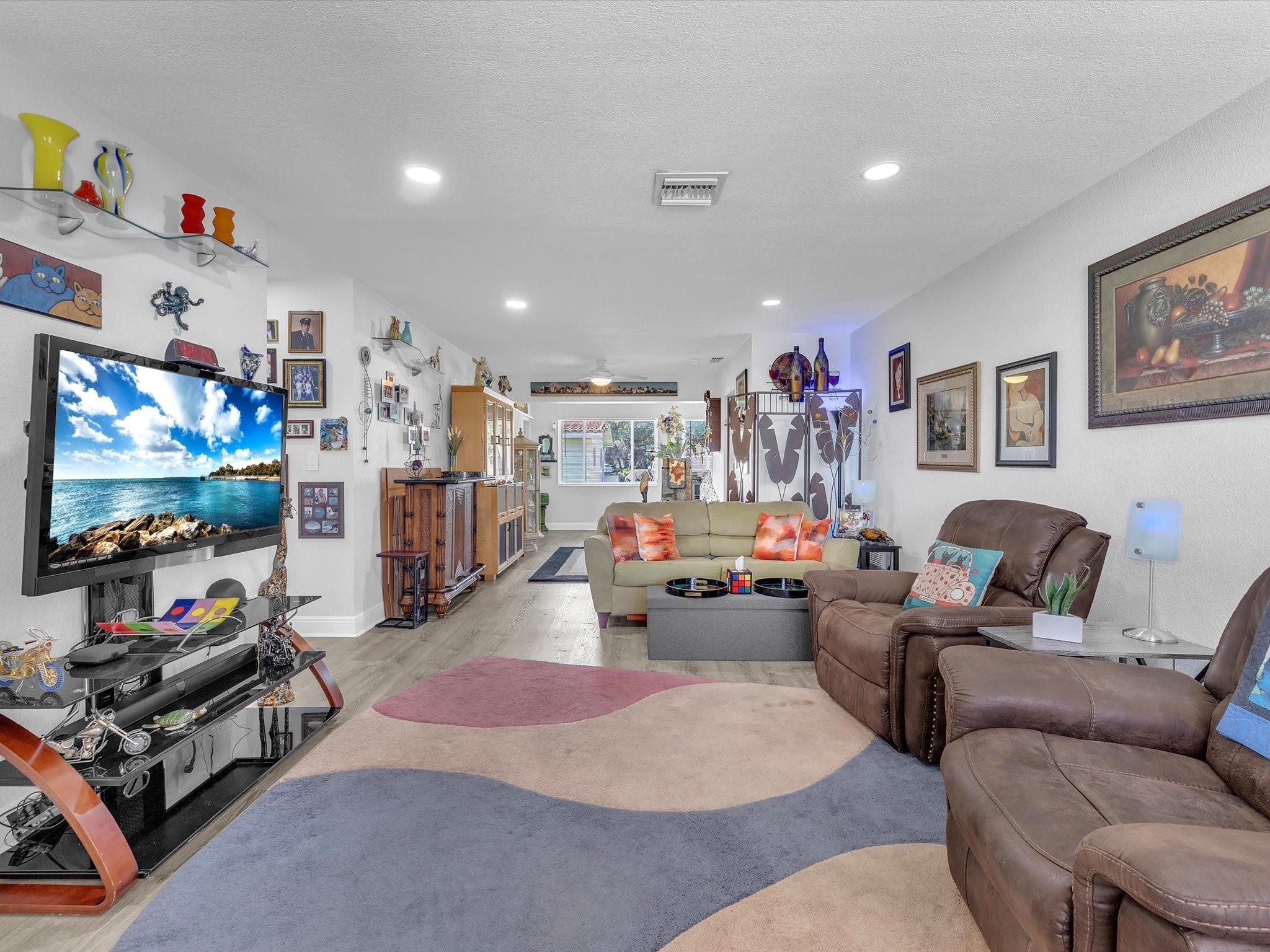4331 NW 12th Ter