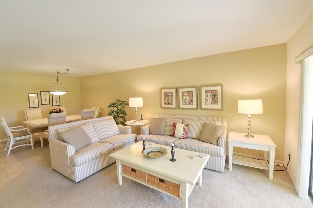 Photo of 15 Southport Lane #E, Boynton Beach, FL 33436 (MLS # R11083705)