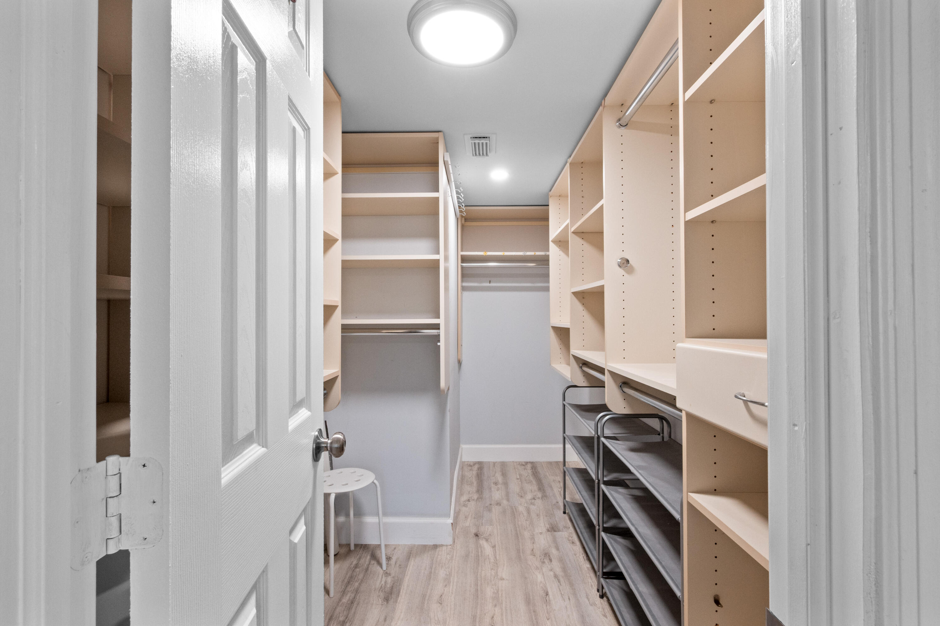 SUNRISE LAKES 98 CONDO - Residential