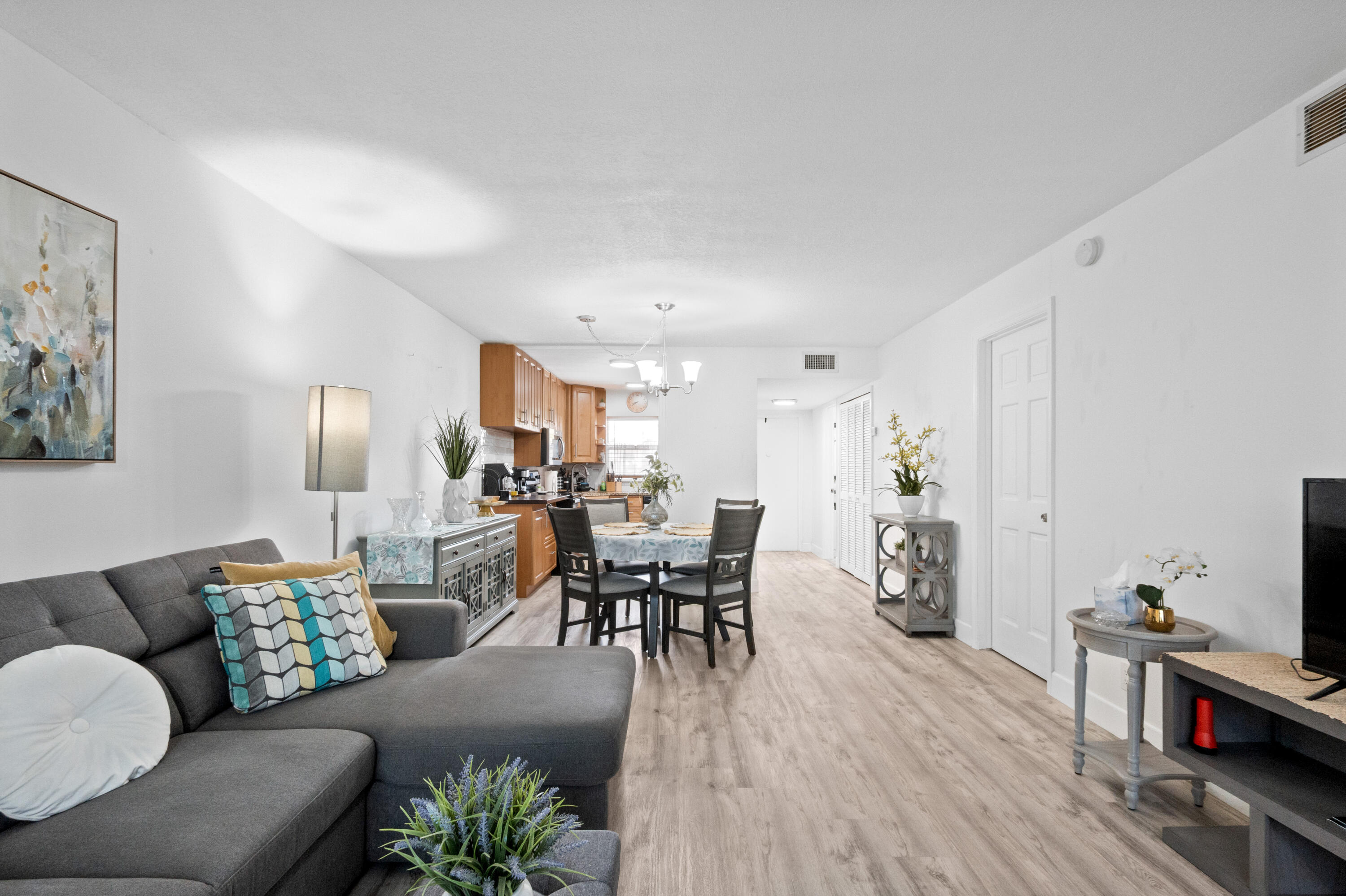 9350 Sunrise Lakes Boulevard 205