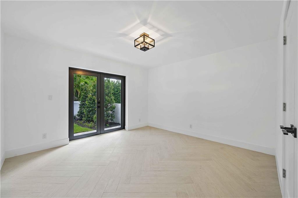 Coral Ridge North 28-37 B - Residential Lease