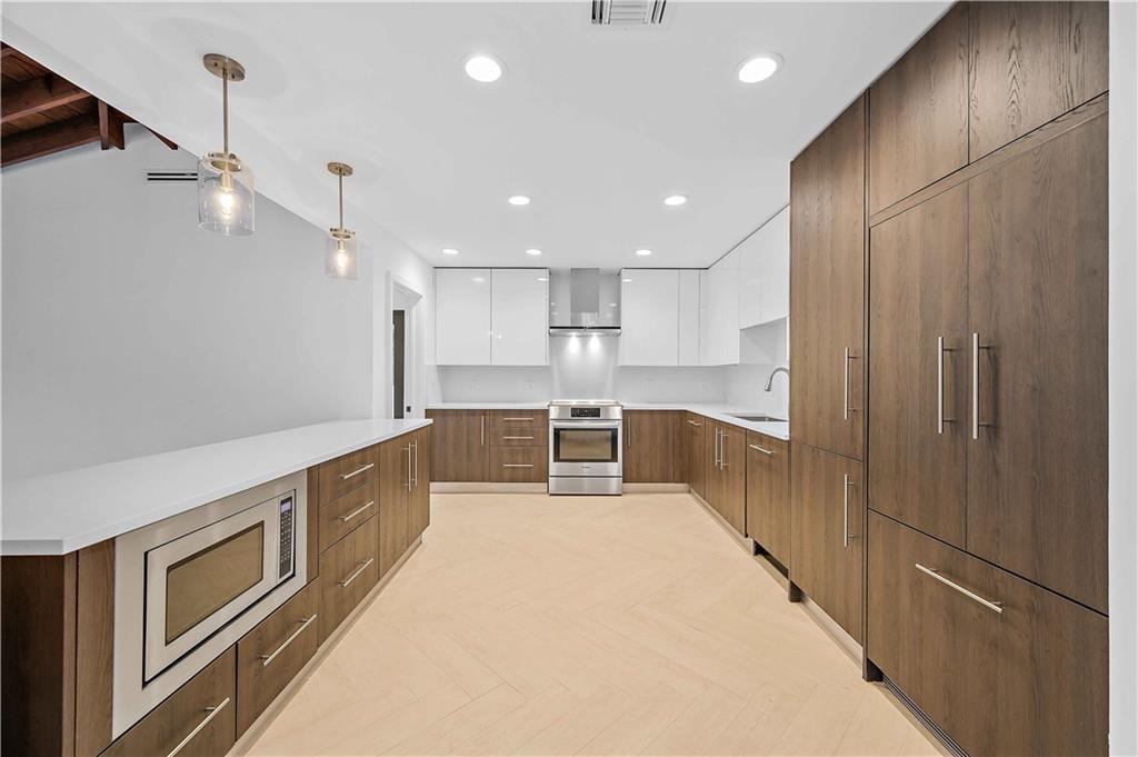 Coral Ridge North 28-37 B - Residential Lease