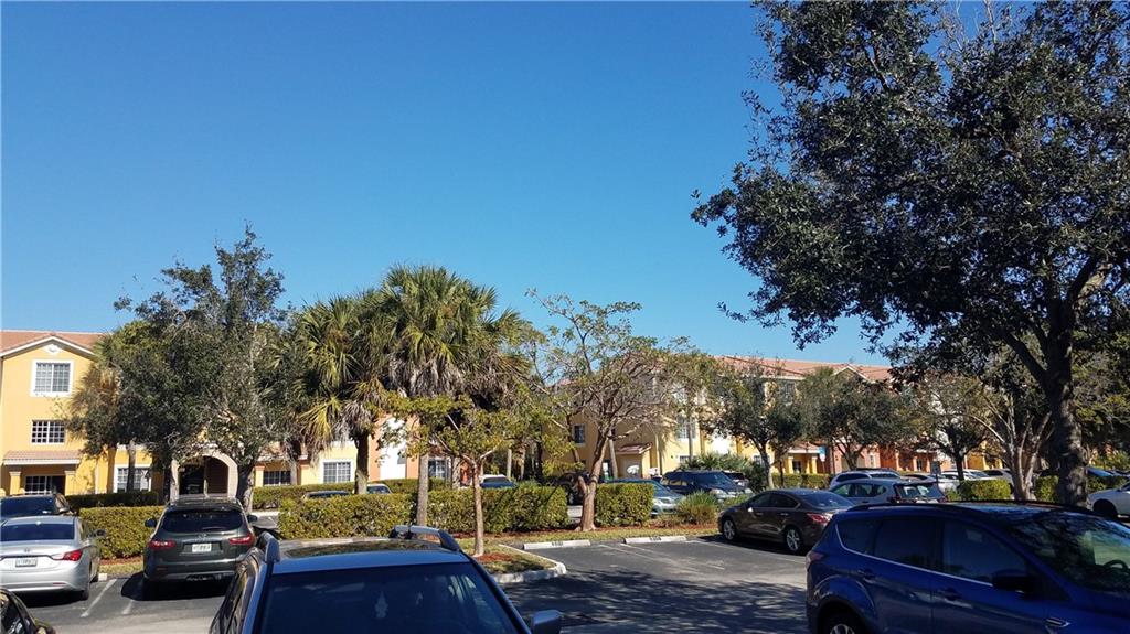 GREEN CAY VILLAGE CONDO - Residential Lease