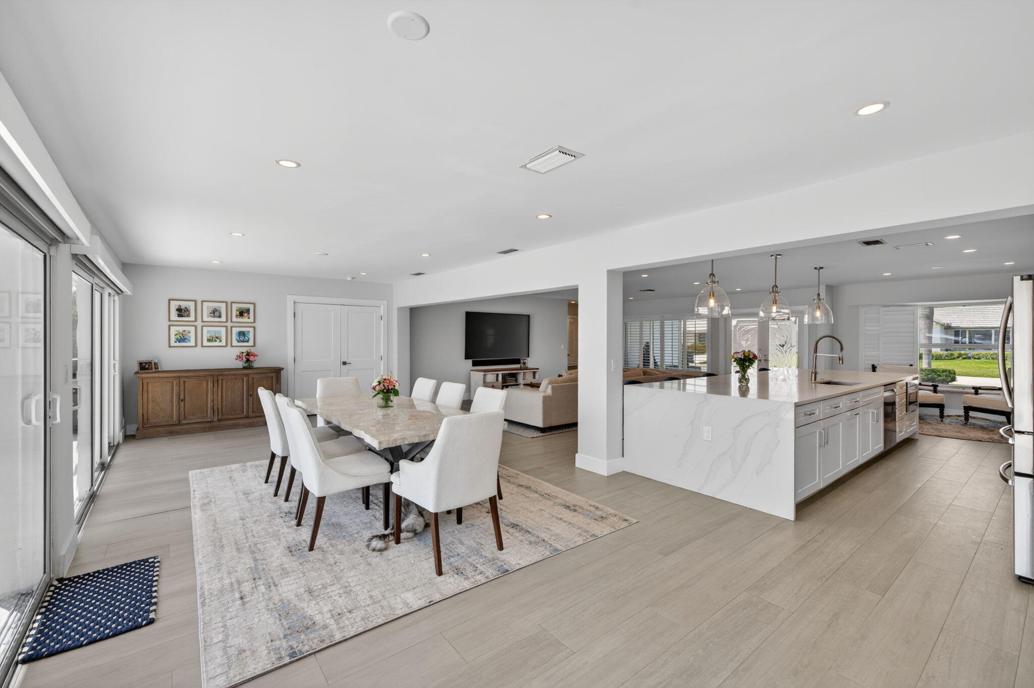 VENETIAN ISLES - Residential