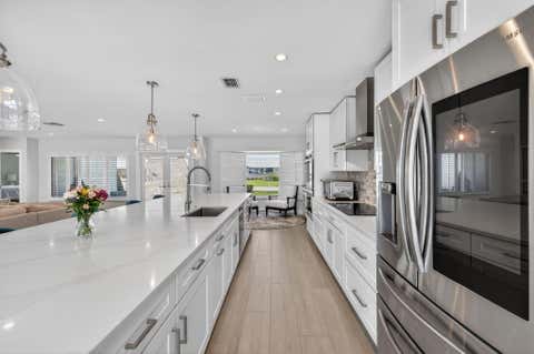 Tiny photo for 4460 NE 26th Avenue, Lighthouse Point, FL 33064 (MLS # B26017622)