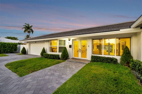 Tiny photo for 4460 NE 26th Avenue, Lighthouse Point, FL 33064 (MLS # B26017622)