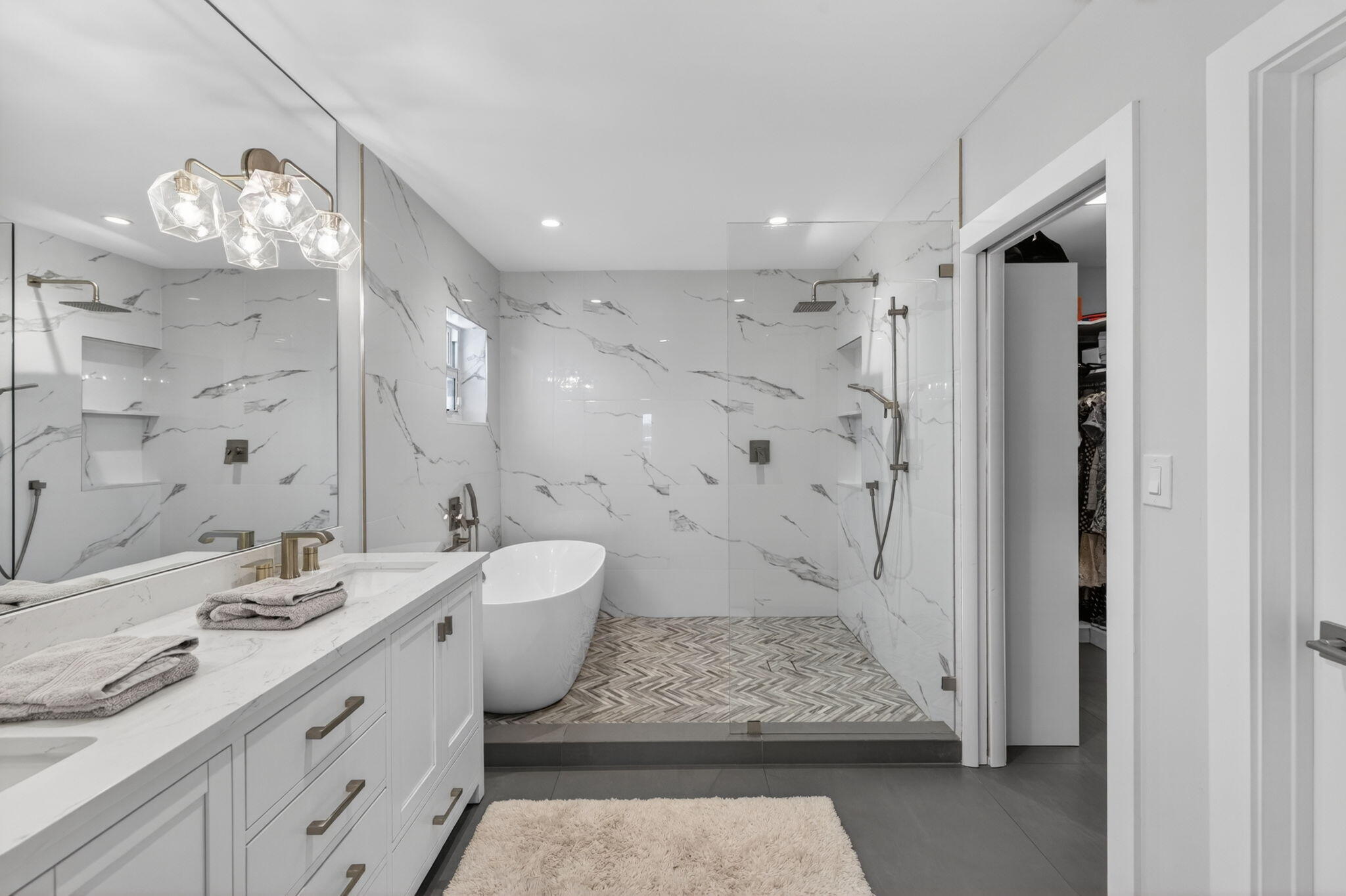 VENETIAN ISLES - Residential