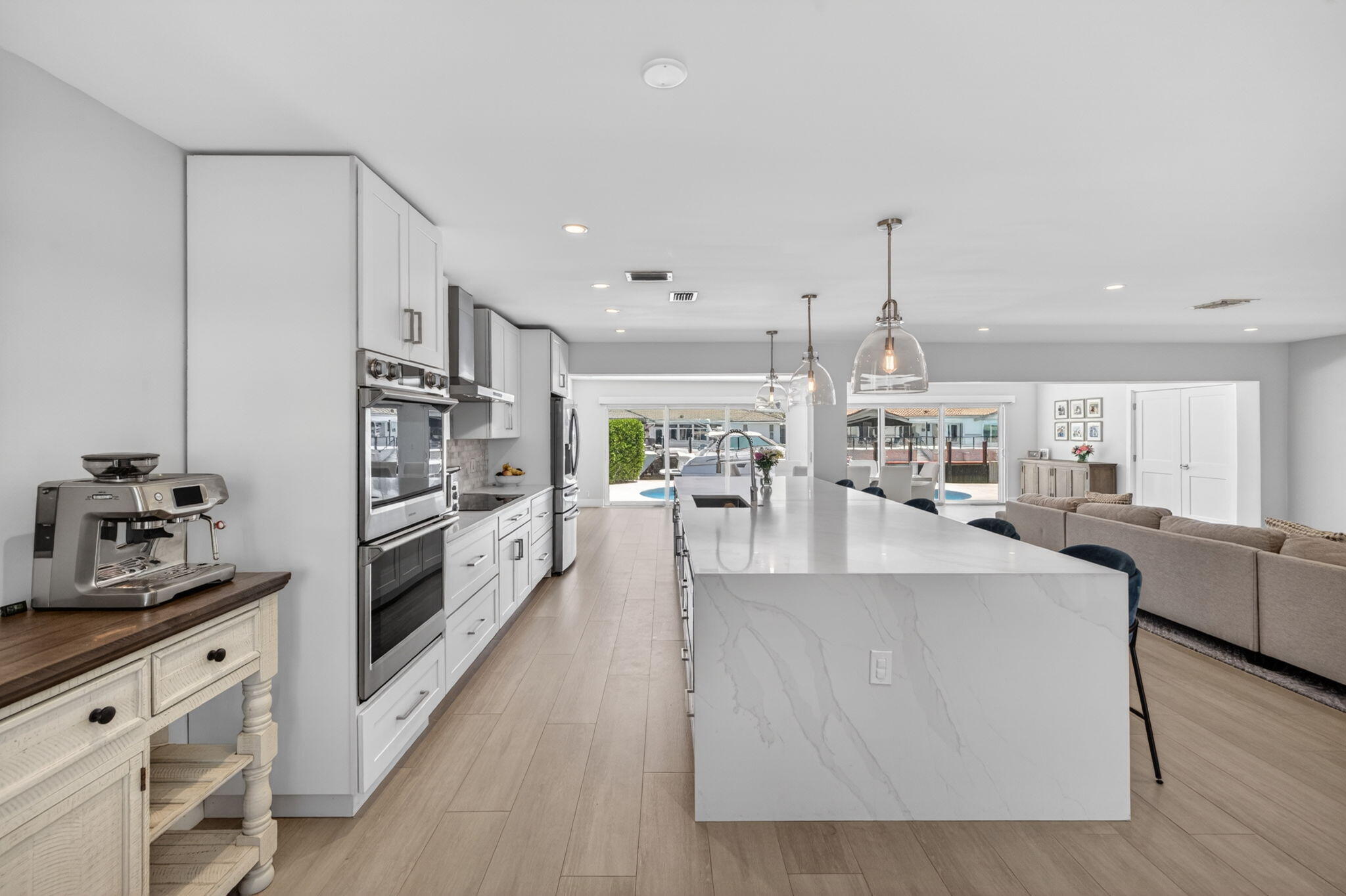 VENETIAN ISLES - Residential