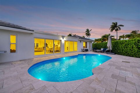 Tiny photo for 4460 NE 26th Avenue, Lighthouse Point, FL 33064 (MLS # B26017622)