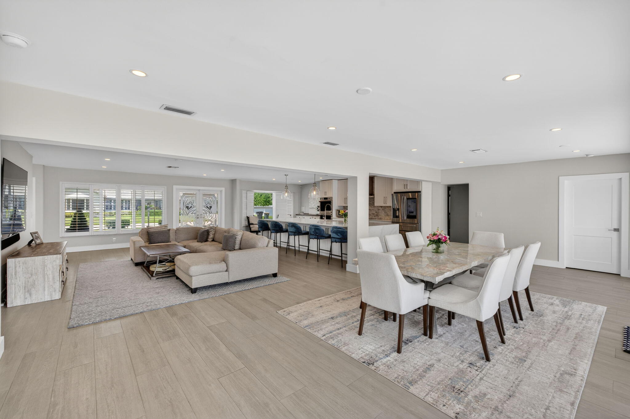 VENETIAN ISLES - Residential