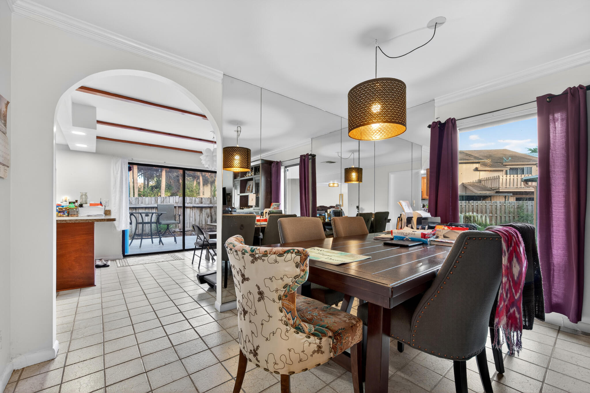 SANDTREE - Residential