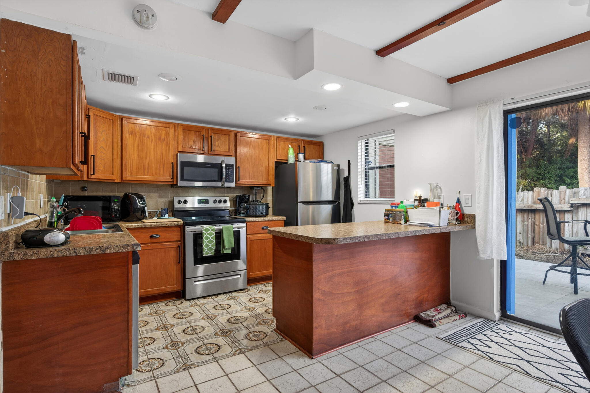 SANDTREE - Residential