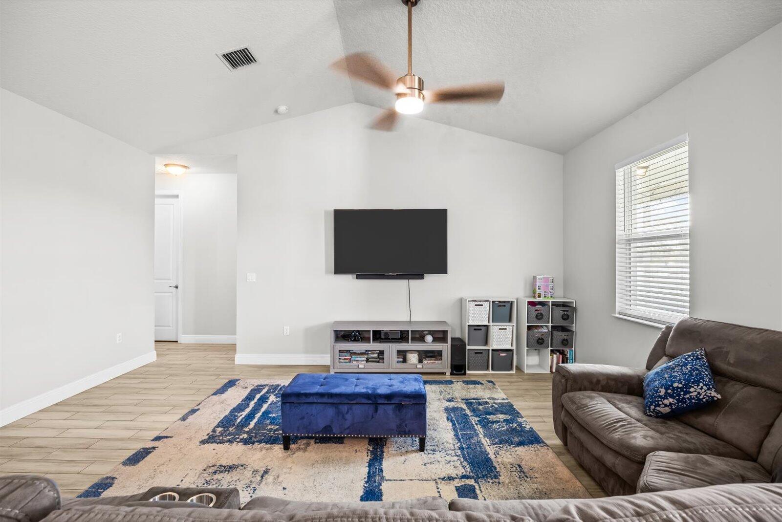 PORT ST LUCIE SECTION 7 - Residential