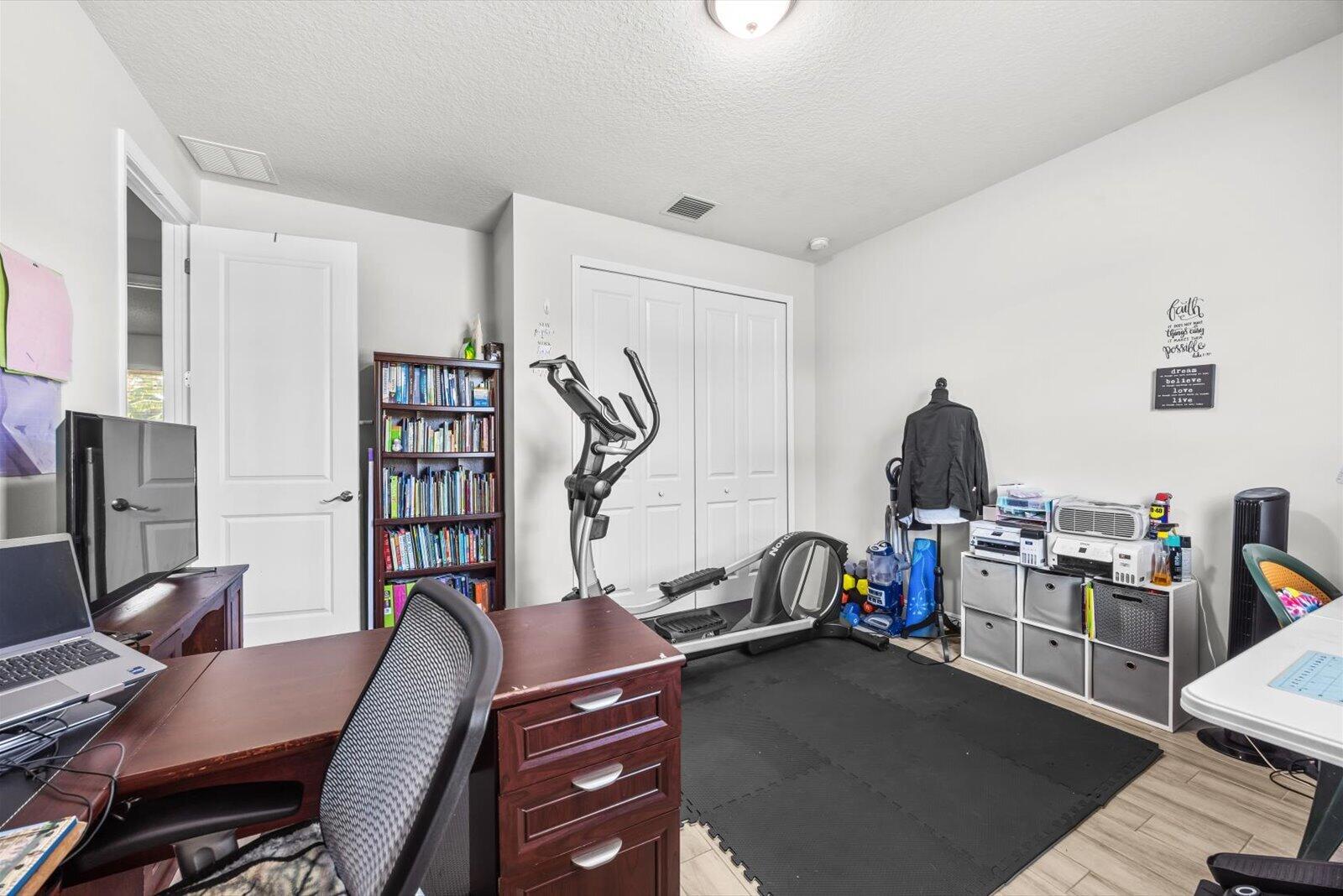 PORT ST LUCIE SECTION 7 - Residential