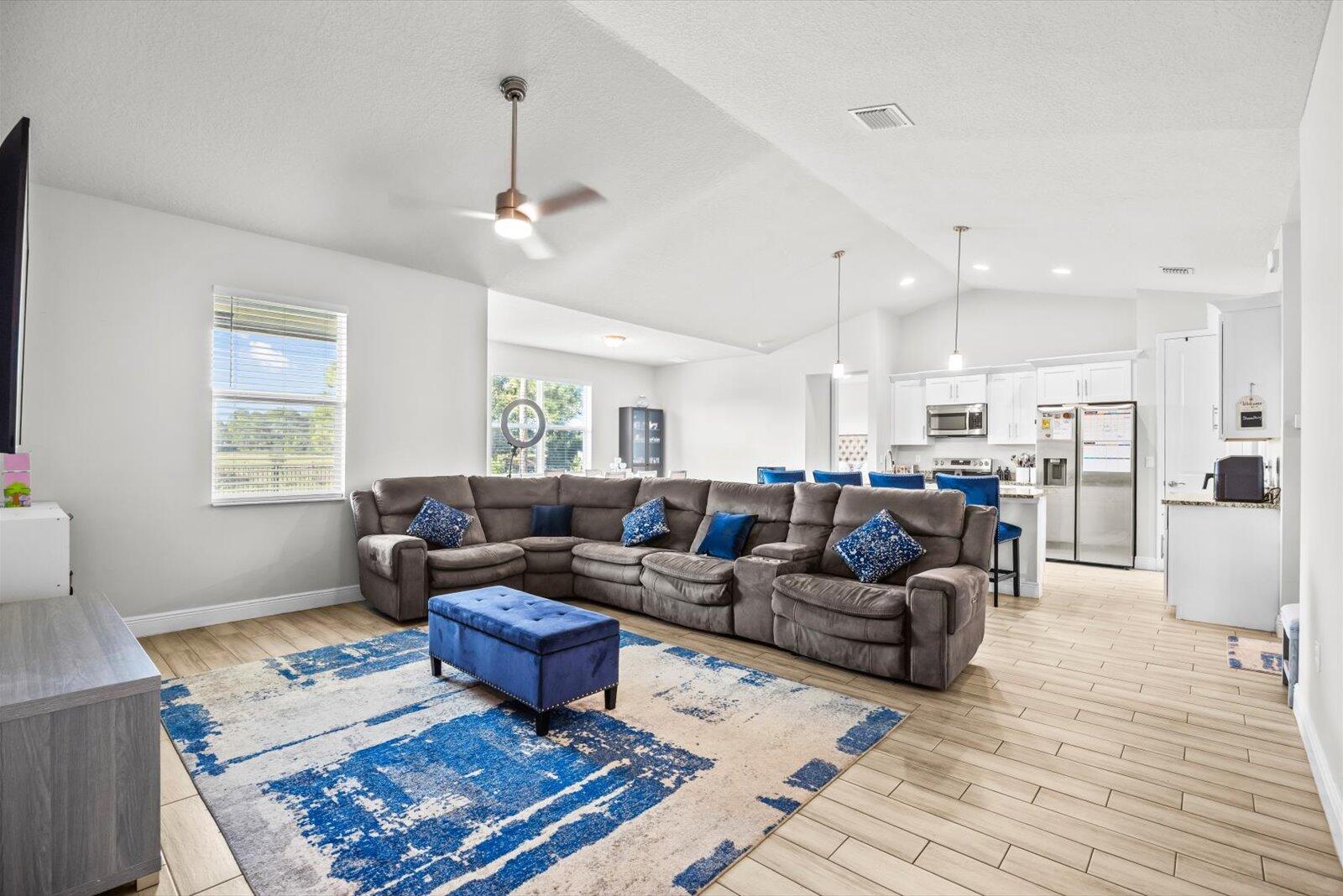 PORT ST LUCIE SECTION 7 - Residential