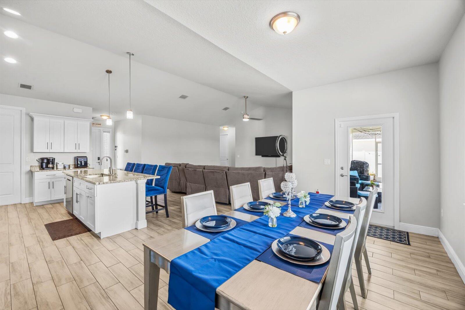 PORT ST LUCIE SECTION 7 - Residential