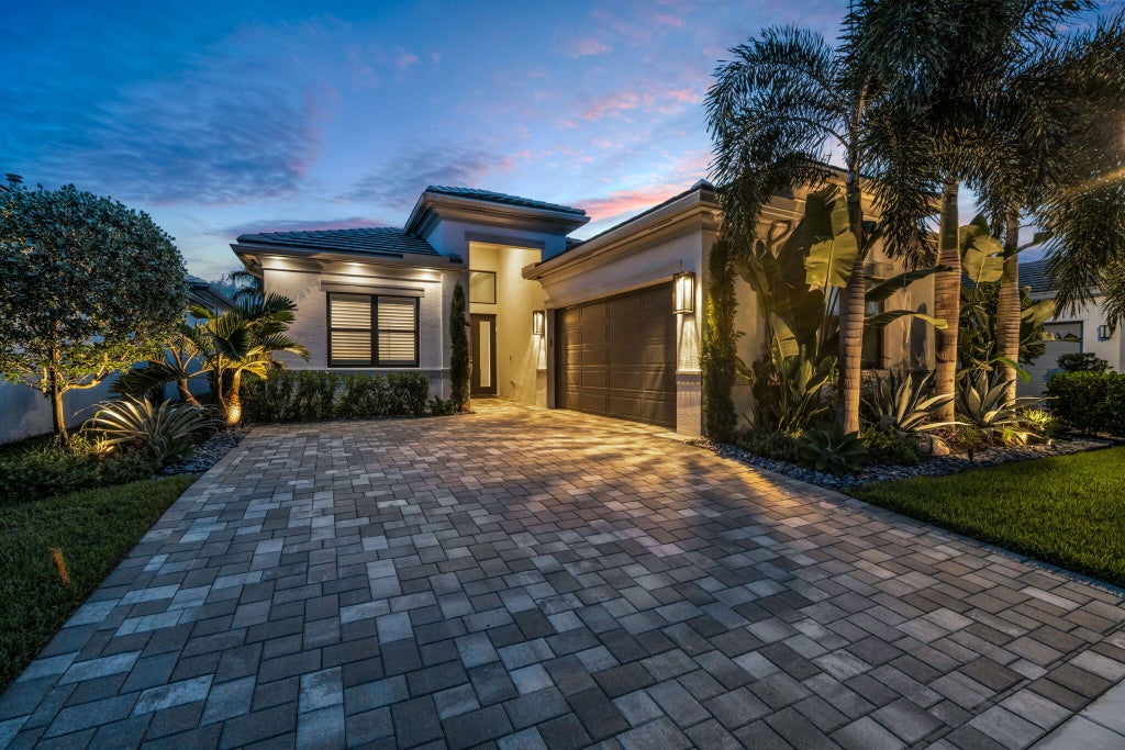 Photo of 9266 MOUNTAIN PINE Grove, Boynton Beach, FL 33473 (MLS # B26077921)