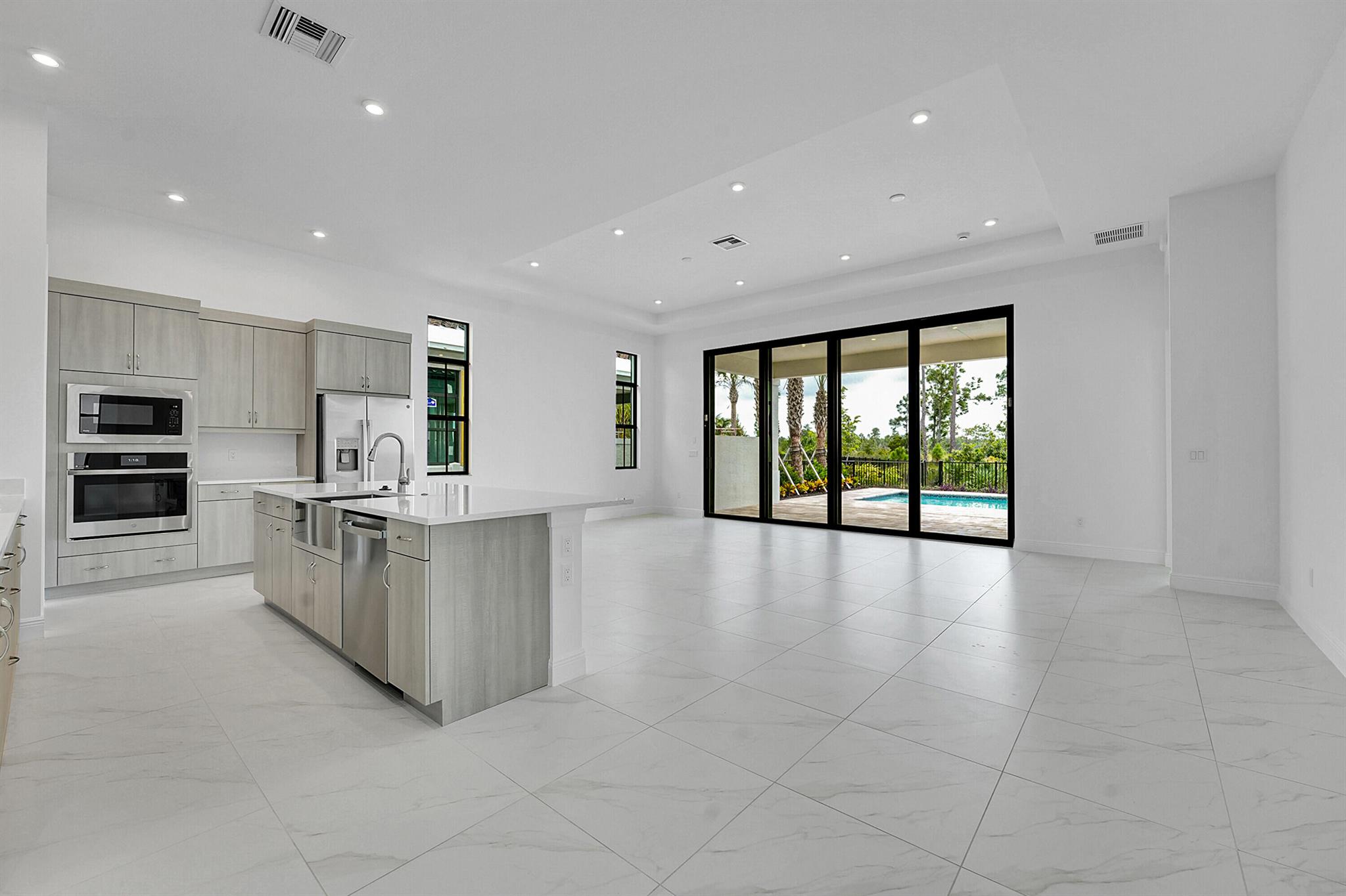 AVENIR POD 20 - Residential Lease