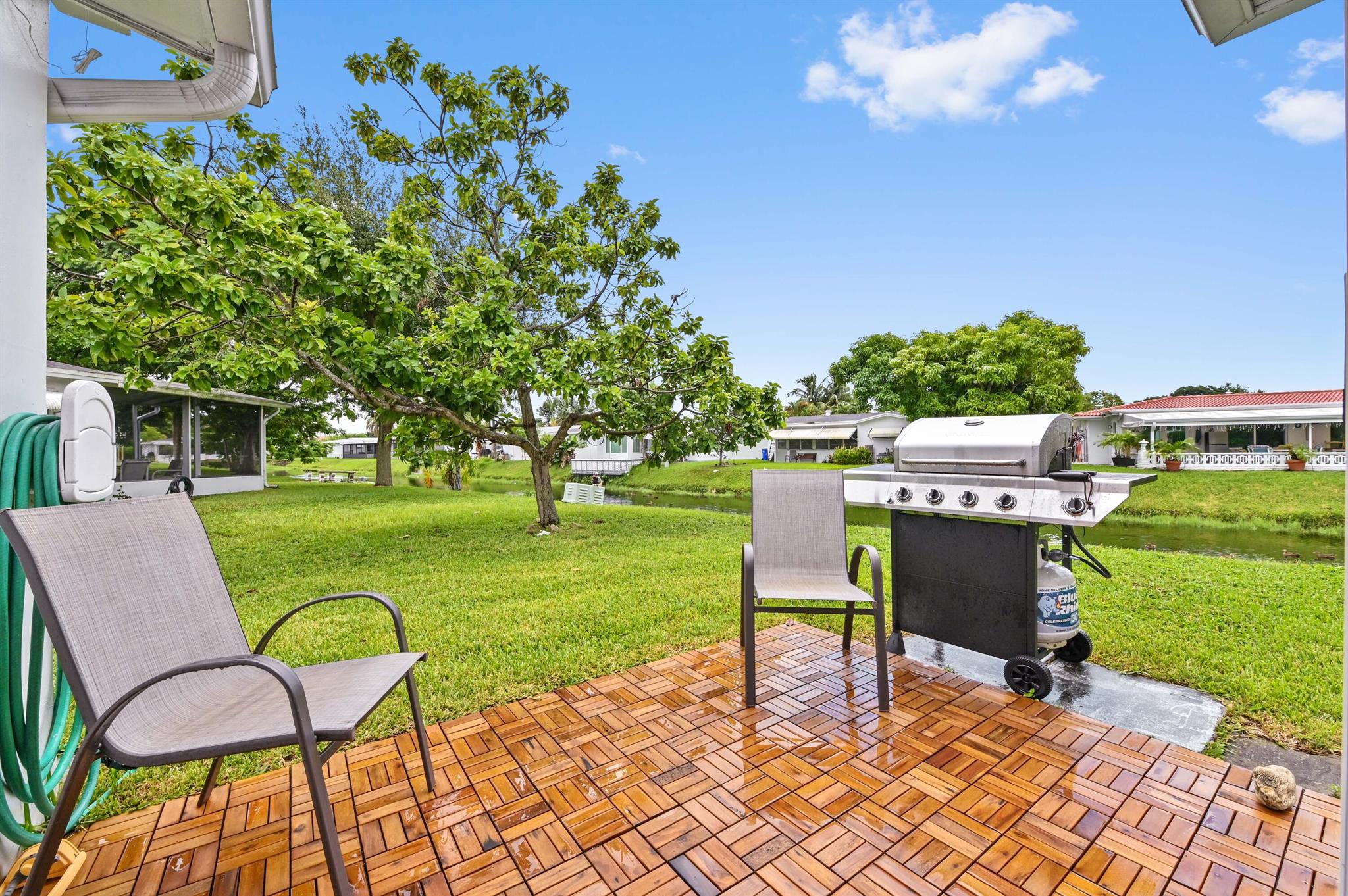 PARADISE GARDENS - Residential