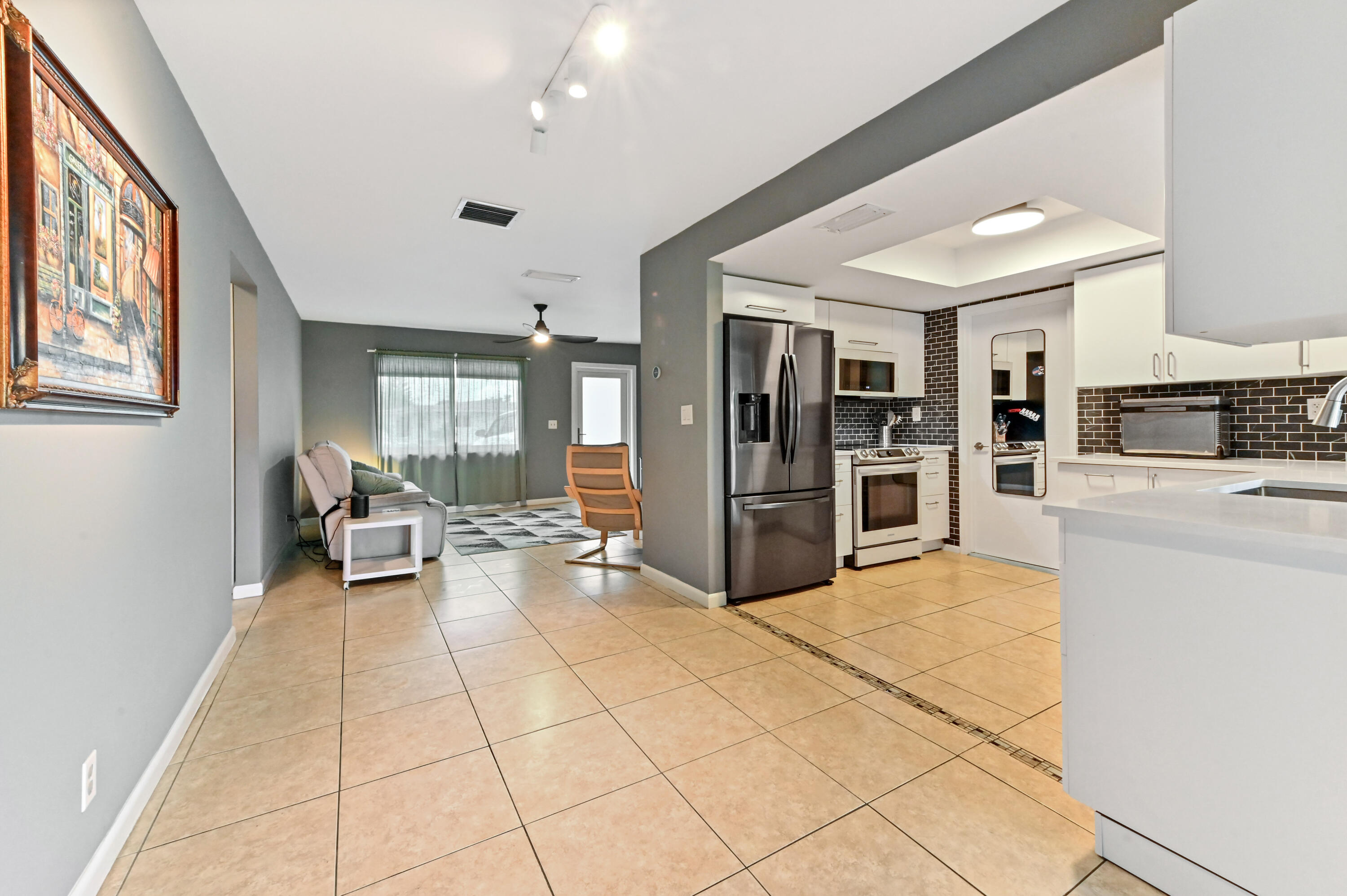 PARADISE GARDENS - Residential