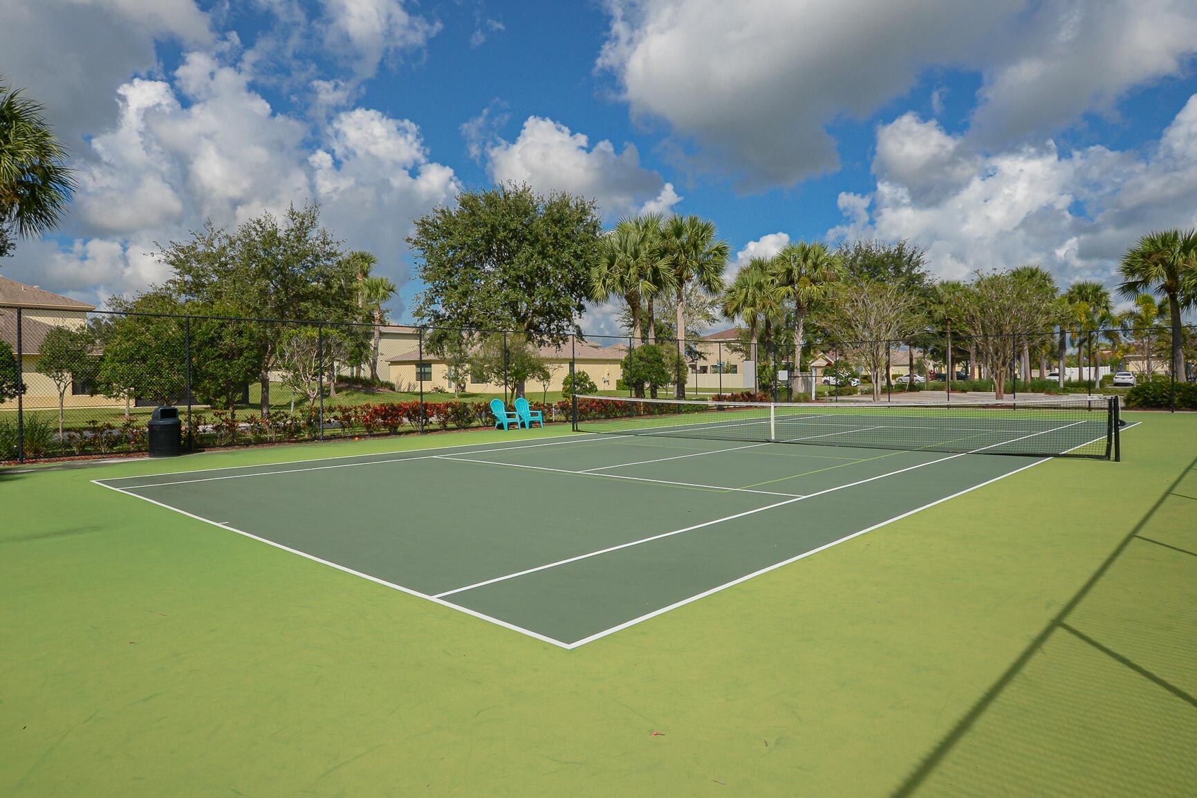 VERONA TRACE SUB & THE VI - Residential Lease