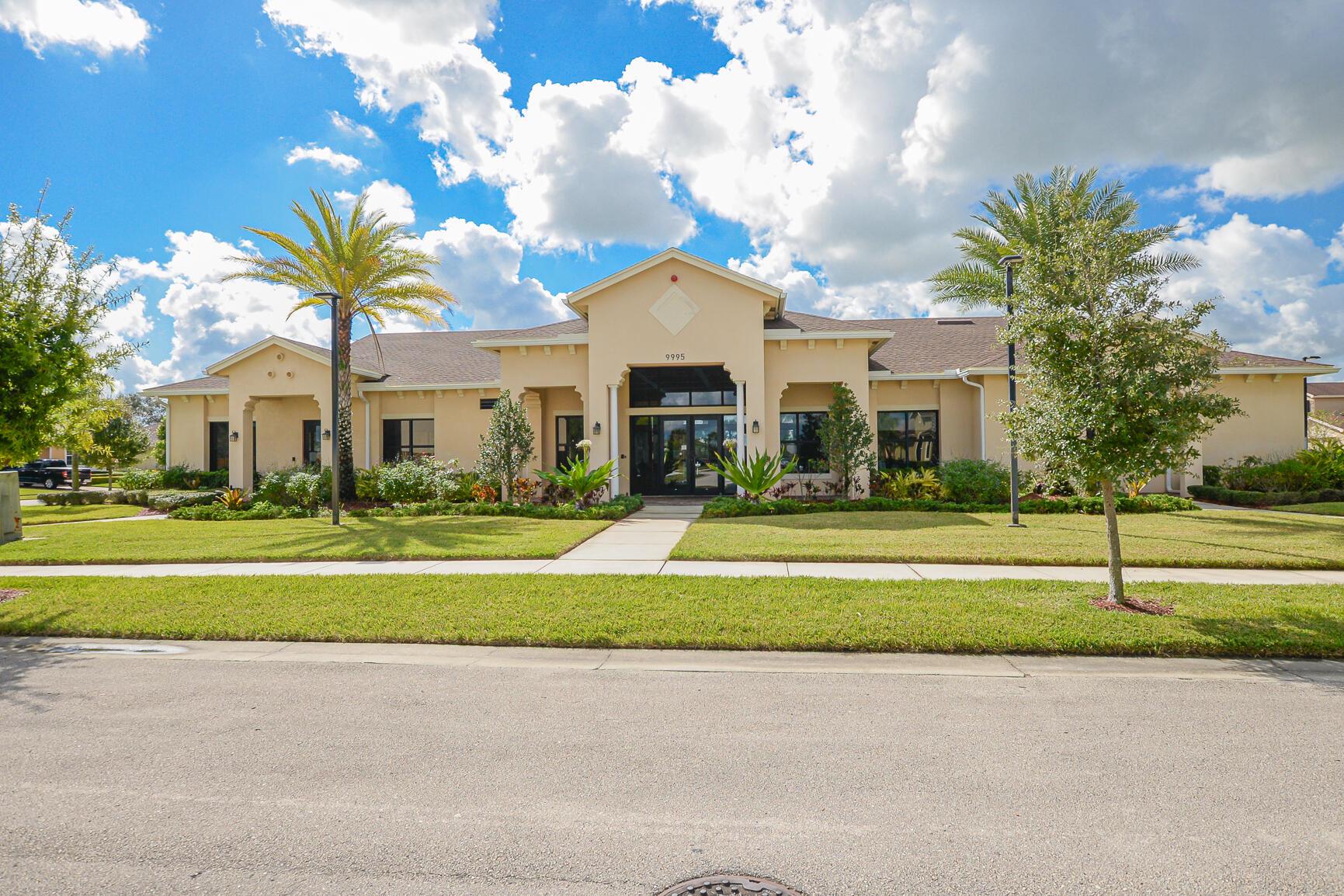 VERONA TRACE SUB & THE VI - Residential Lease