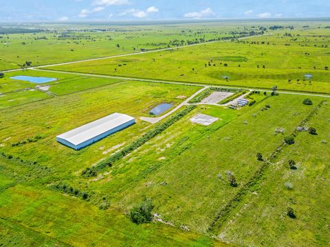 7501 SW Groveview Terrace Indiantown FL 34956
