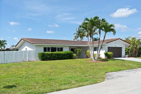 Tiny photo for 2910 NE 40th Court, Lighthouse Point, FL 33064 (MLS # B26038283)