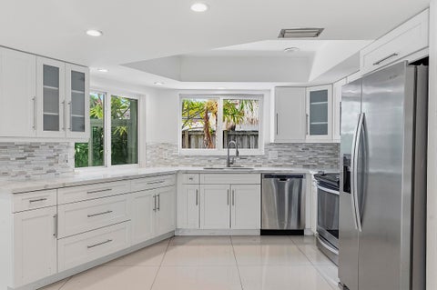 Tiny photo for 2910 NE 40th Court, Lighthouse Point, FL 33064 (MLS # B26038283)