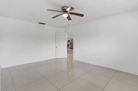 Tiny photo for 2910 NE 40th Court, Lighthouse Point, FL 33064 (MLS # B26038283)