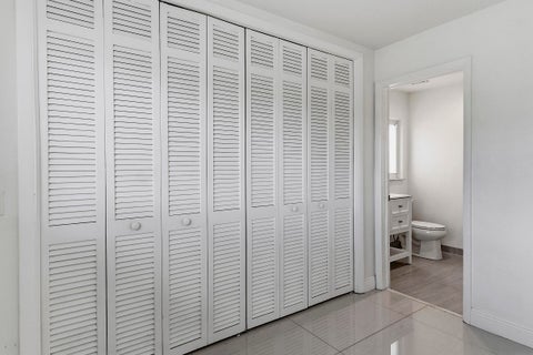 Tiny photo for 2910 NE 40th Court, Lighthouse Point, FL 33064 (MLS # B26038283)