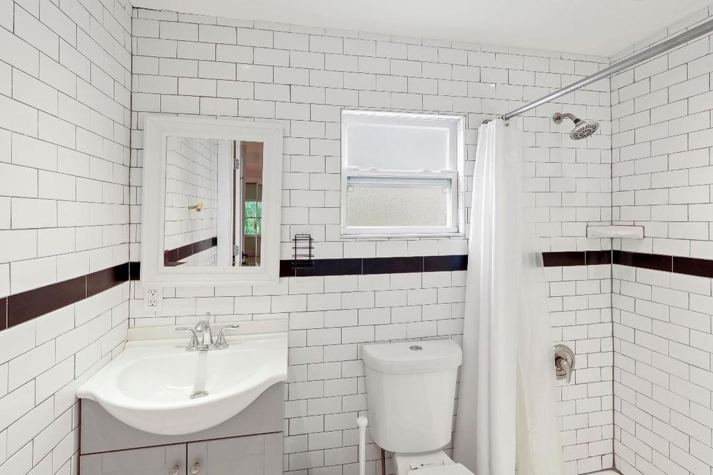 Photo of 1309 E Florida Avenue, West Palm Beach, FL 33401 (MLS # R11158873)