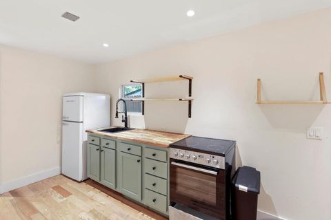 1309 E Florida Avenue West Palm Beach FL 33401