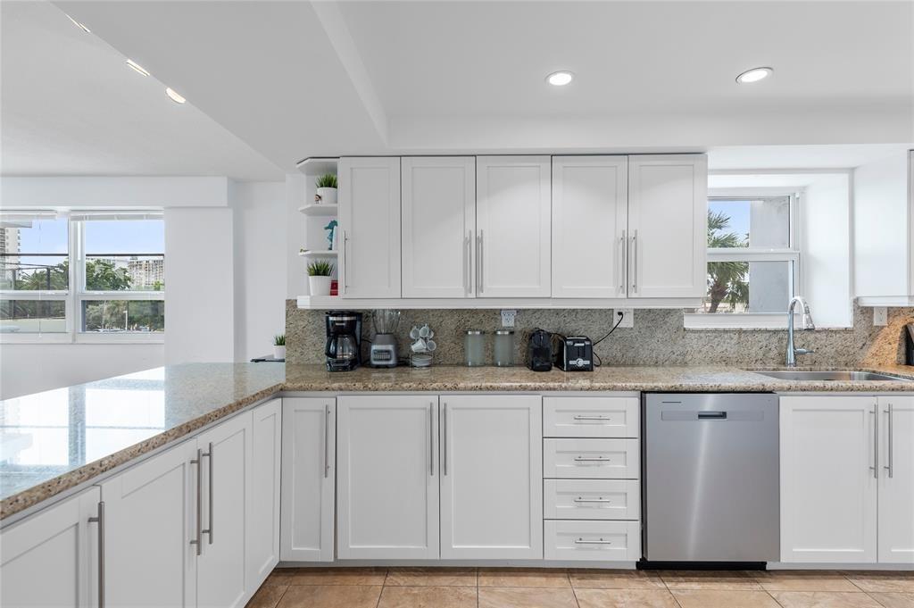 The Commodore Condo - Residential Lease