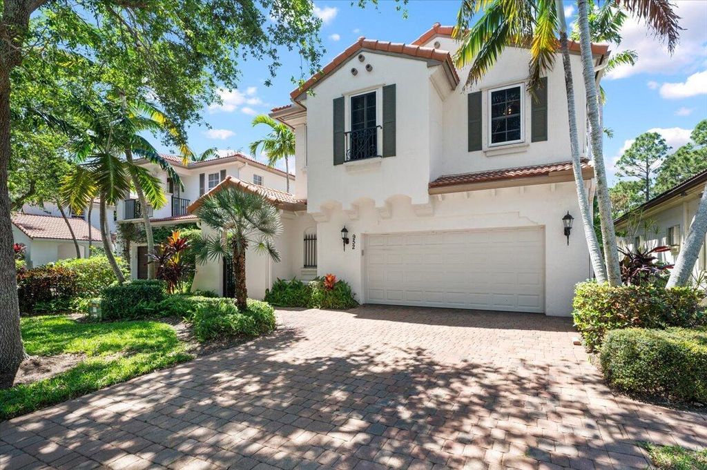 Photo of 952 Mill Creek Drive, Palm Beach Gardens, FL 33410 (MLS # R10975146)