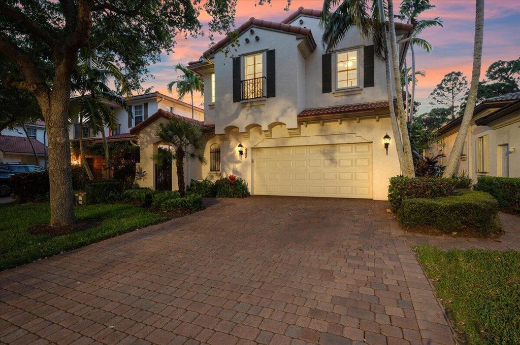 Photo of 952 Mill Creek Drive, Palm Beach Gardens, FL 33410 (MLS # R10975146)