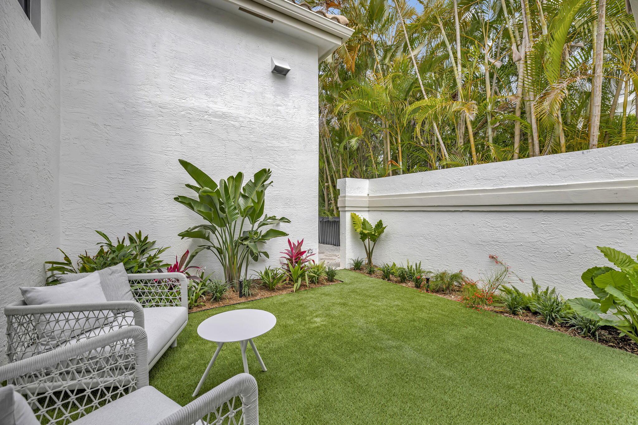 GRAND OAKS - Residential