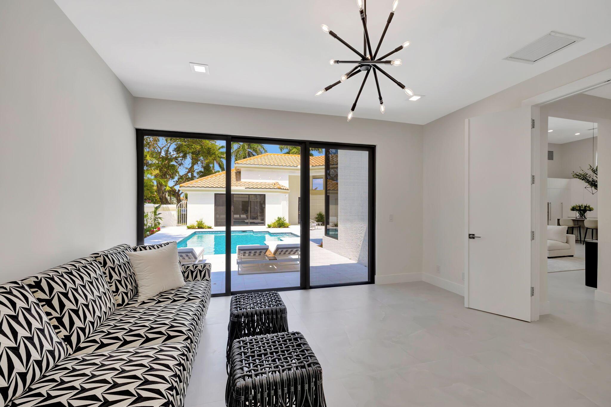 GRAND OAKS - Residential