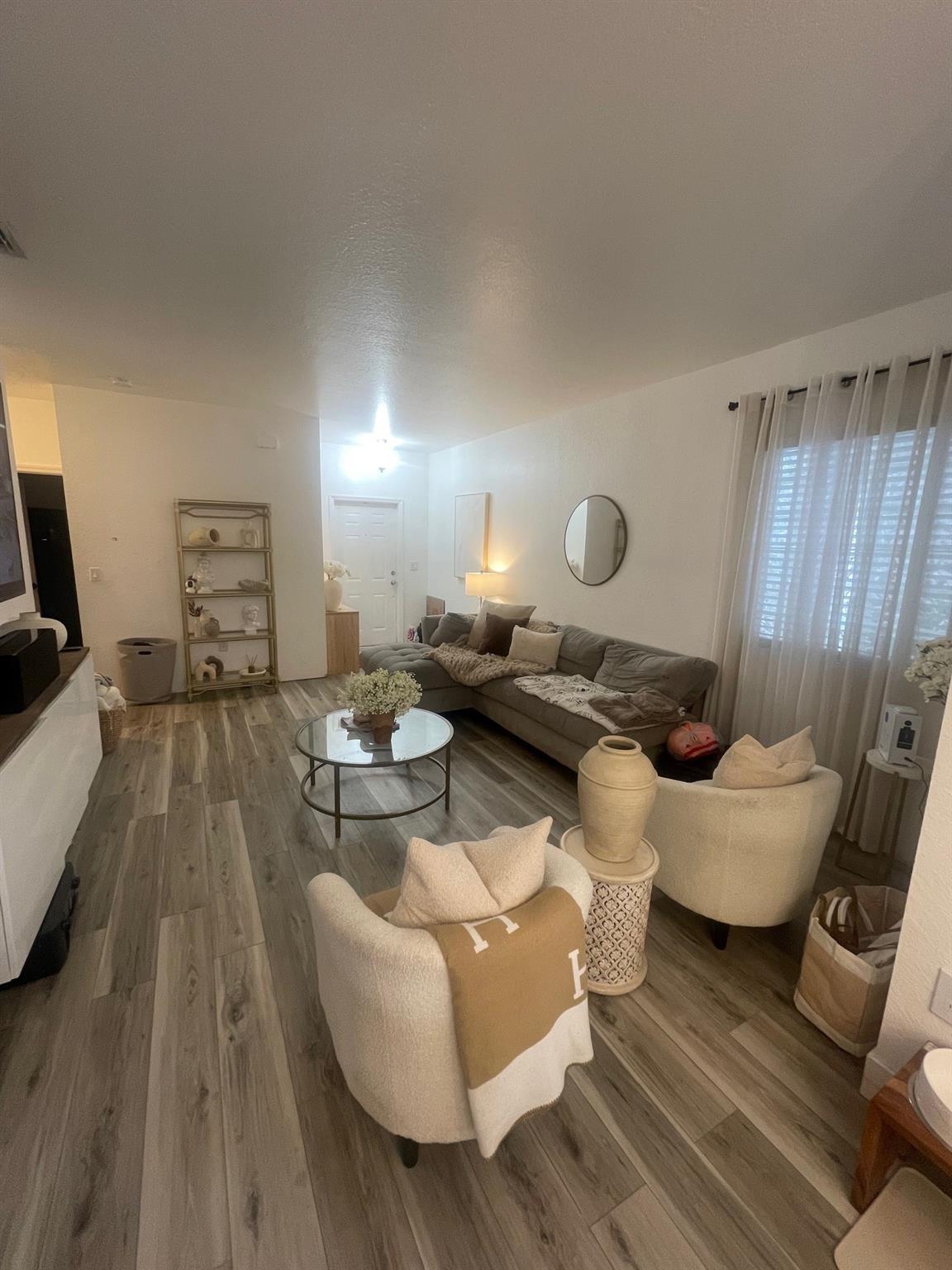 CARIBBEAN ISLES - Residential