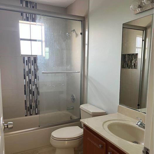 GRENADIER TRACE - Residential