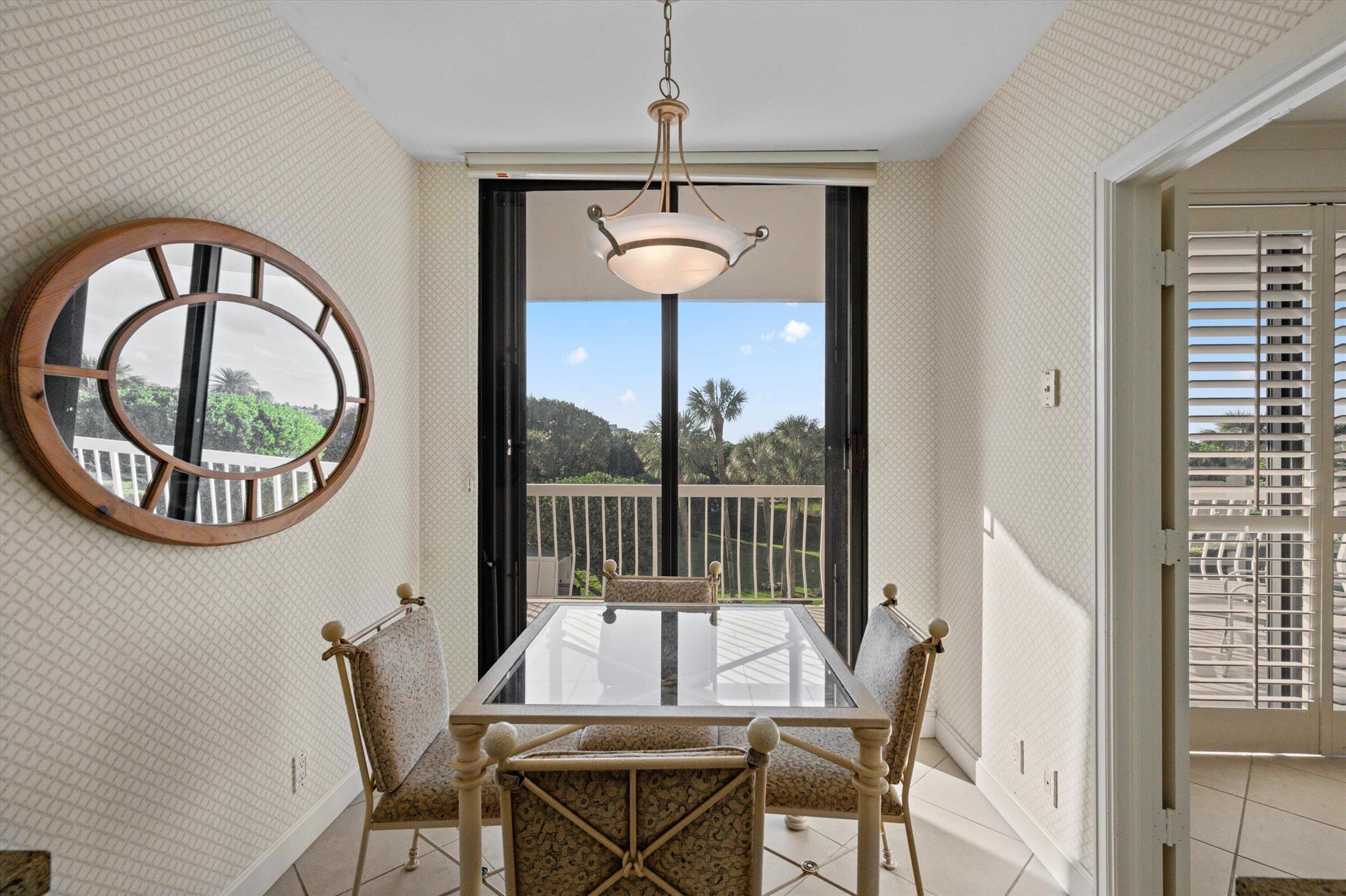 2100 COND AT SLOANS CURVE - Residential