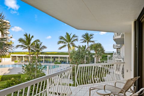 Just Listed Palm Beach Oceanfront Condos 2100 S Ocean Boulevard 104s Palm Beach FL 33480