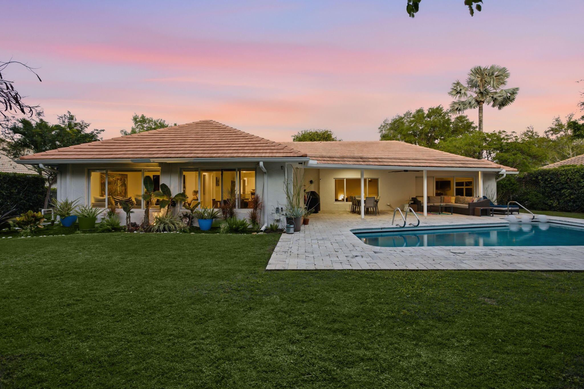 PRESIDENT COUNTRY CLUB 4 - Residential